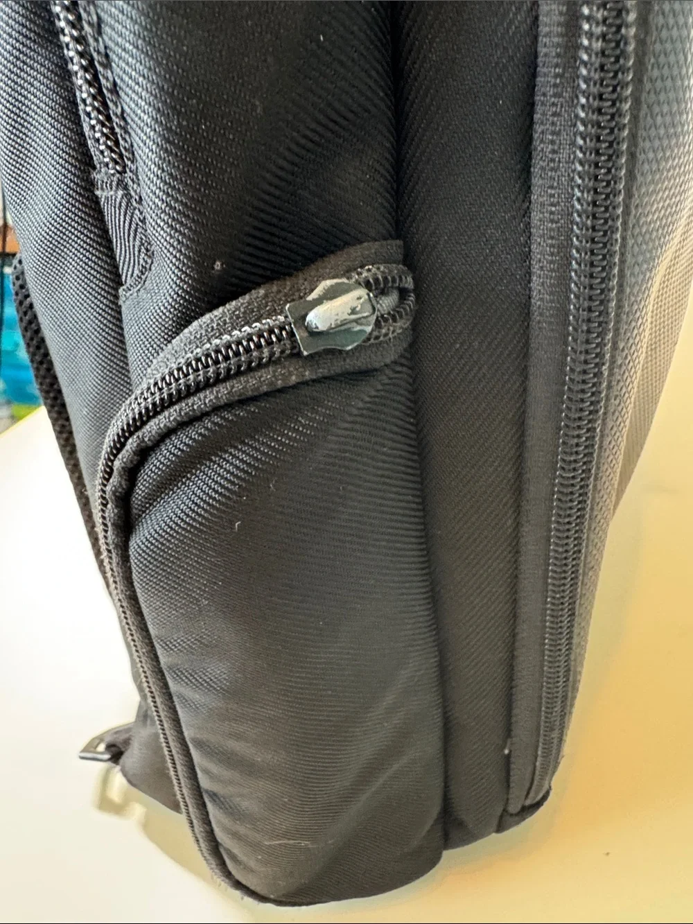 Briggs & Riley VB202-4 Convertible Brief Backpack USED